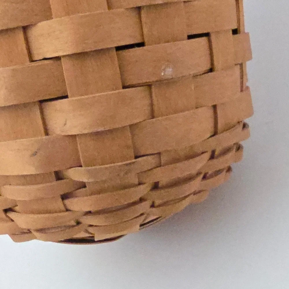 Longaberger Foyer Basket 2006 Woven Wood Leather Handle Red Plaid Liner Brown